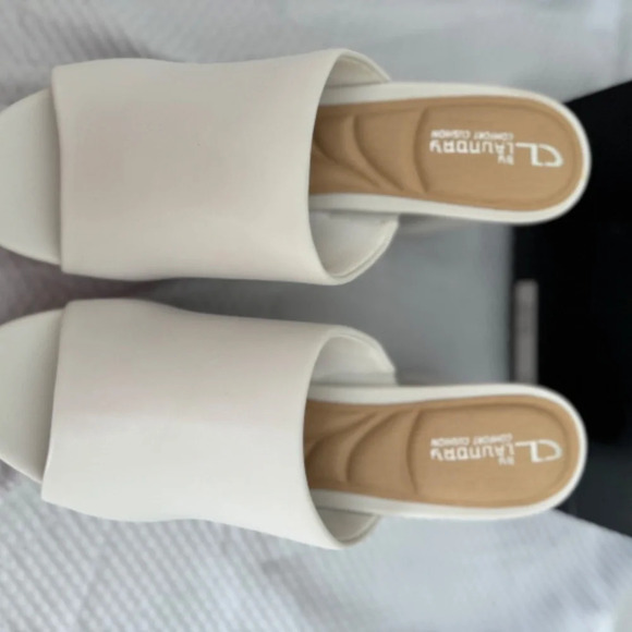 CL by Laundry Get On Platform Heel Sandals in White New in Box size 10 / 41 - Picture 13 of 16